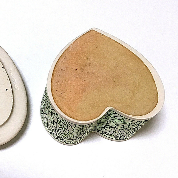 Ceramic Floral Trinket Jewelry Heart Shape - Picture 4 of 5